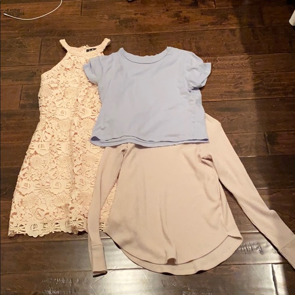 7 DOLLAR MYSTERY BOX - Picture 3 of 4